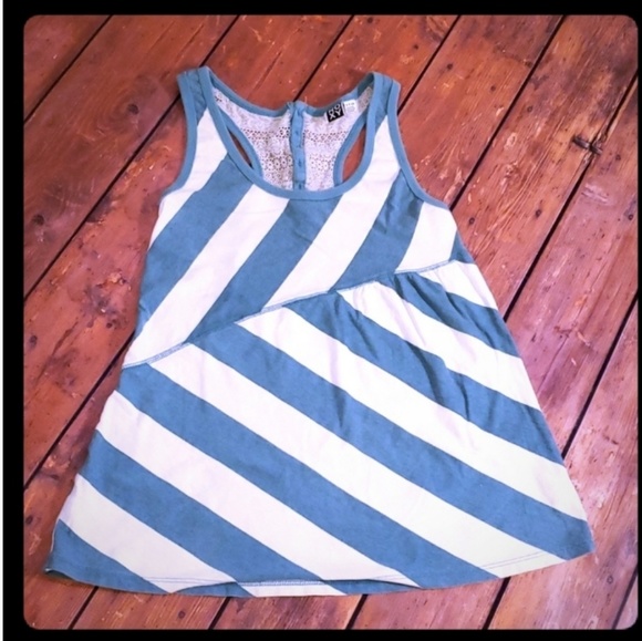 Roxy Racerback Striped Tabk - Picture 7 of 7